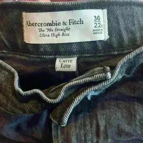 Abercrombie and Fitch Curve Love The 90s Straight Ultra High Rise 36/22S - Picture 2 of 7